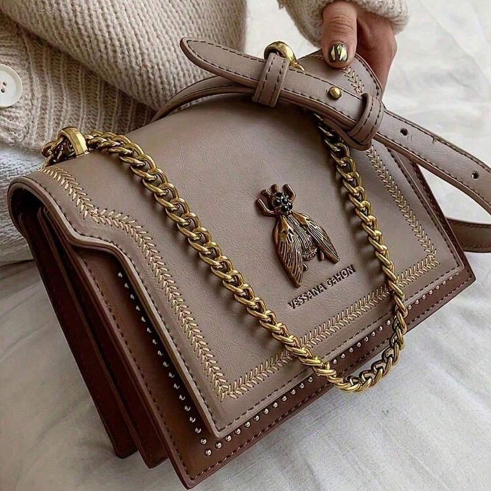 Brown Shoulder Bag with Gold Chain and Bee Charm